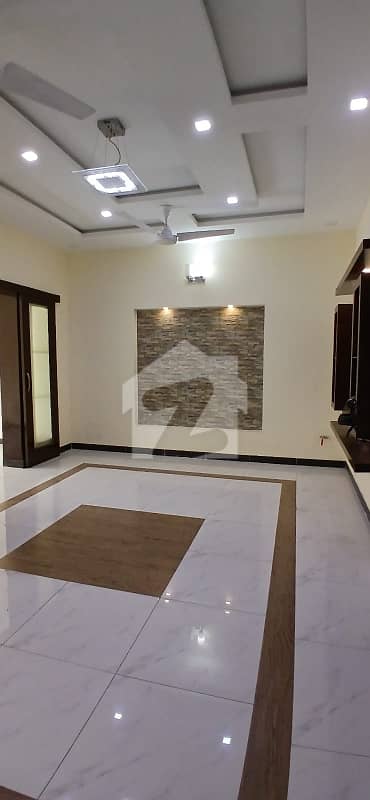 2 Bedroom Upper Portion Available For Rent