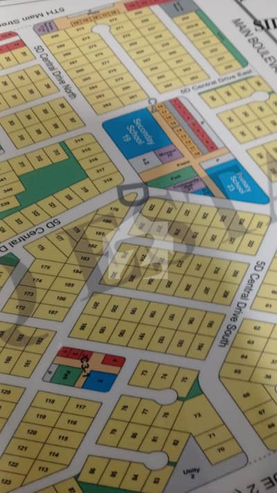 1000 Yards Corner Plot For Sale Prime Location