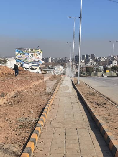 Dha Phase 6 Sector B3 Corner Central Park Face