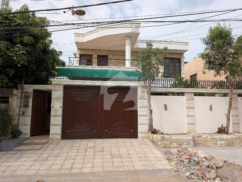 ڈی ایچ اے فیز 5 ڈی ایچ اے ڈیفینس,کراچی میں 6 کمروں کا 1 کنال مکان 5.4 لاکھ میں کرایہ پر دستیاب ہے۔ ڈی ایچ اے فیز 5 ڈی ایچ اے ڈیفینس,کراچی میں 6 کمروں کا 1 کنال مکان 5.4 لاکھ میں کرایہ پر دستیاب ہے۔
