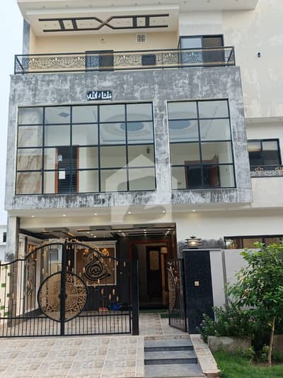 Buch Villas 7.50 marla triple story luxury house manik Block idea location 6 bed attach bath Buch Villas 7.50 marla triple story luxury house manik Block idea location 6 bed attach bath