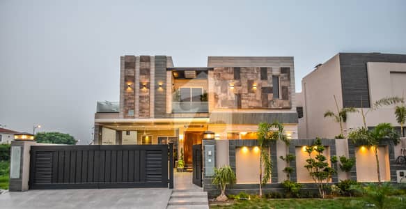 10 Marla Elegant Bungalow For Sale In Bankers Avenue Block E, Lahore | Prime Location 10 Marla Elegant Bungalow For Sale In Bankers Avenue Block E, Lahore | Prime Location