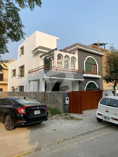 بحریہ ٹاؤن فیز 4 بحریہ ٹاؤن راولپنڈی,راولپنڈی میں 2 کمروں کا 10 مرلہ بالائی پورشن 65.0 ہزار میں کرایہ پر دستیاب ہے۔