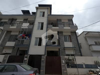 Prime Location Upper Portion For Grabs In 220 Square Yards Karachi