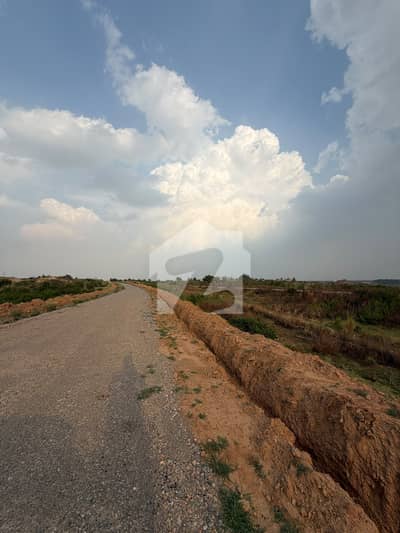 Rare Luxury Asset! 1 Kanal Plot Available in C-15 Sultani Associates Rare Luxury Asset! 1 Kanal Plot Available in C-15 Sultani Associates