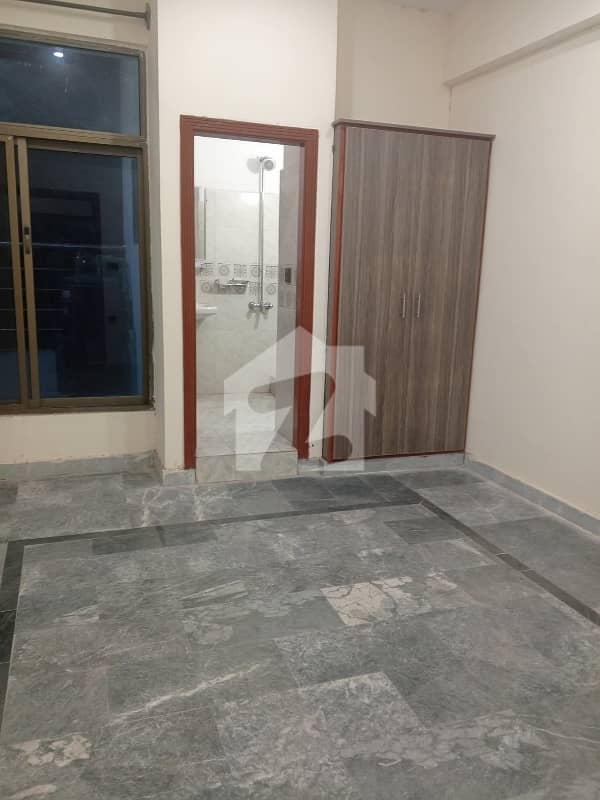 FLAT FOR RENT FLAT FOR RENT