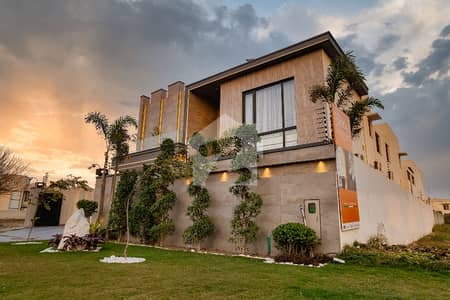 BEST DEAL URGENT SALE INVESTORS PRICE TOP LOCATION BRAND NEW LUXURY HOUSE FOR SALE