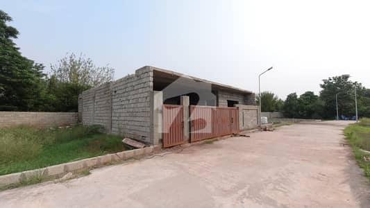 5 Marla Beautifully Located Plot Available For Sale In Bani Gala