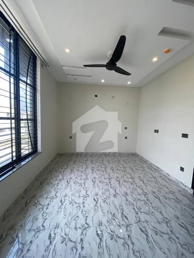 3 Marla Upper Portion For Rent Al Hamad At Pine Avenue Road Near Valencia