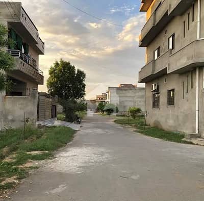 4 MARLA PLOT FOR SALE IN HIGHCOUT PHASE 2 MAIN COLLEGE ROAD LHR