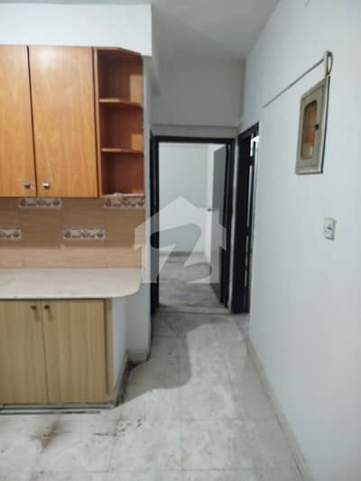 Gulshan Block1 2nd Floor Road Facing 2Bed 3Baths
