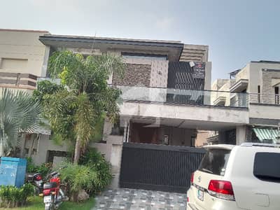 ڈی ایچ اے فیز 8 سابقہ ایئر ایوینیو ڈی ایچ اے فیز 8,ڈی ایچ اے ڈیفینس,لاہور میں 5 کمروں کا 10 مرلہ مکان 6.5 کروڑ میں برائے فروخت۔ ڈی ایچ اے فیز 8 سابقہ ایئر ایوینیو ڈی ایچ اے فیز 8,ڈی ایچ اے ڈیفینس,لاہور میں 5 کمروں کا 10 مرلہ مکان 6.5 کروڑ میں برائے فروخت۔