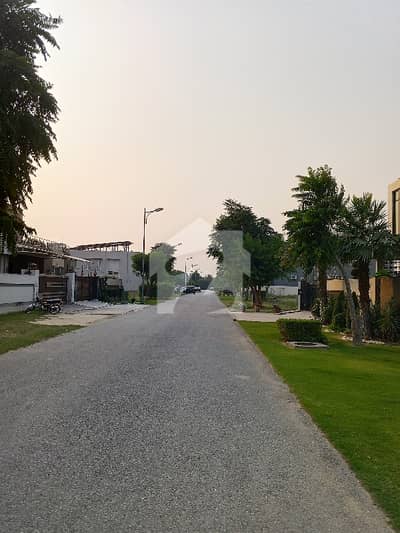 ڈی ایچ اے فیز 7 - بلاک یو ڈی ایچ اے فیز 7,ڈی ایچ اے ڈیفینس,لاہور میں 1 کنال رہائشی پلاٹ 4.35 کروڑ میں برائے فروخت۔ ڈی ایچ اے فیز 7 - بلاک یو ڈی ایچ اے فیز 7,ڈی ایچ اے ڈیفینس,لاہور میں 1 کنال رہائشی پلاٹ 4.35 کروڑ میں برائے فروخت۔