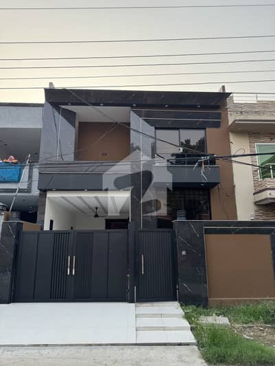10 Marla Modern Double-Storey House for Sale in Nawab Town, Raiwind Road, Lahore