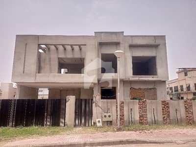 1 Kanal 3-Unit House for Sale | Bahria Town | Owner Built | Solid Structure
