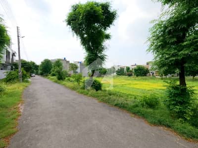 80 ft Road 1 Kanal Plot For Sale