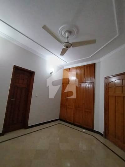 جی ۔ 13/1 جی ۔ 13,اسلام آباد میں 4 کمروں کا 4 مرلہ مکان 3.35 کروڑ میں برائے فروخت۔