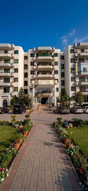 3200 Sqaure Feet 4 Bed Apartment for Sale in F-11 3200 Sqaure Feet 4 Bed Apartment for Sale in F-11