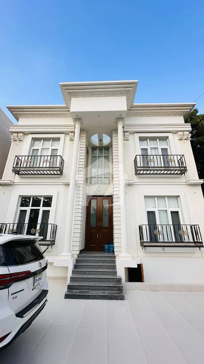Ultra-Luxury 750 Sq. Yards House for Sale