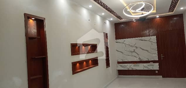 10 Marla Beautiful Brand New House Available For Sale