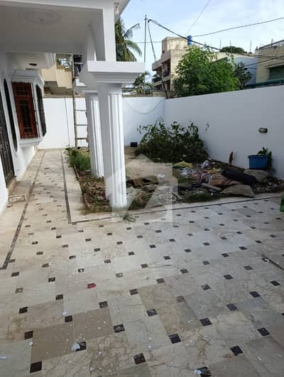 HOUSE AVAILABLE FOR RENT, PRIME LOCATION LOCATION OF GULSHAN E IQBAL BLOCK 4A