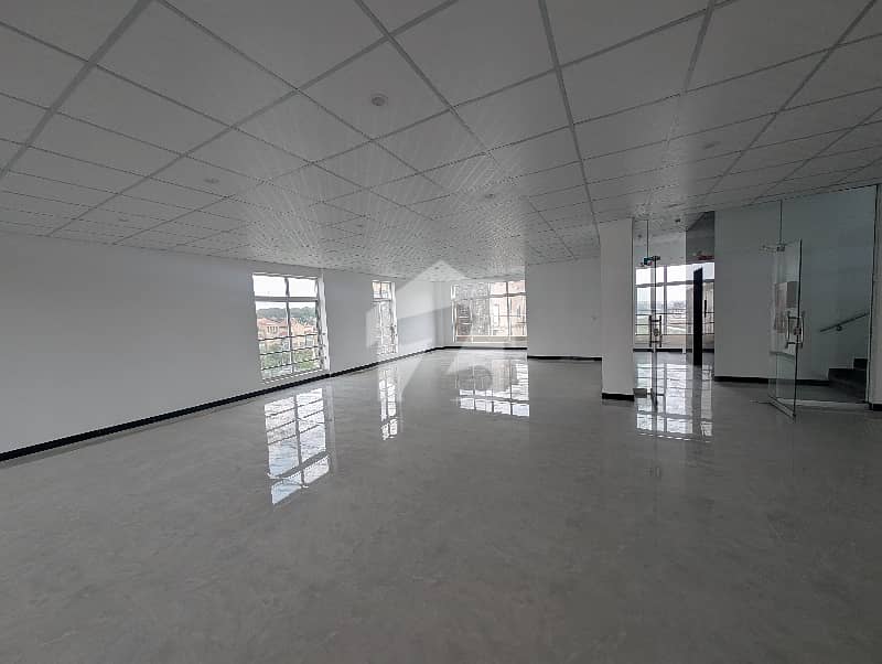 Beautiful Commercial Hall For Rent Beautiful Commercial Hall For Rent