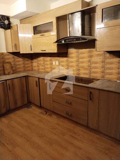 i. 8.1 Family flat for sale detail in description