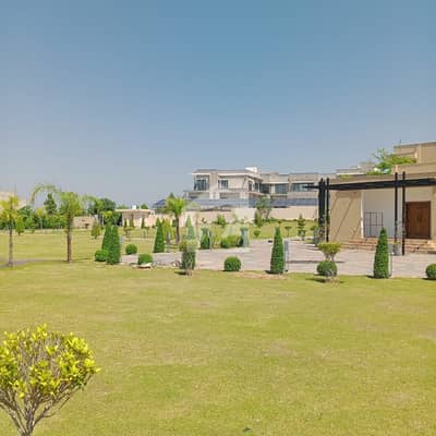 OPF 14 Marla Develop Possession Plot Available For Sale In Gulberg Green Islamabad