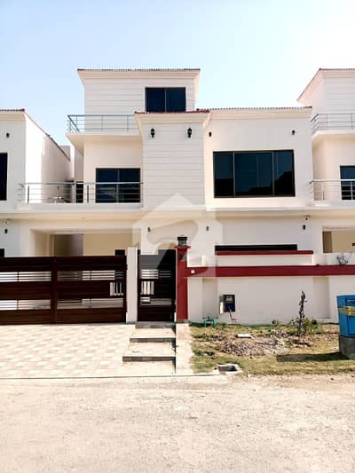 Get An Attractive Good Location House In Gujranwala Under Rs. 34500000