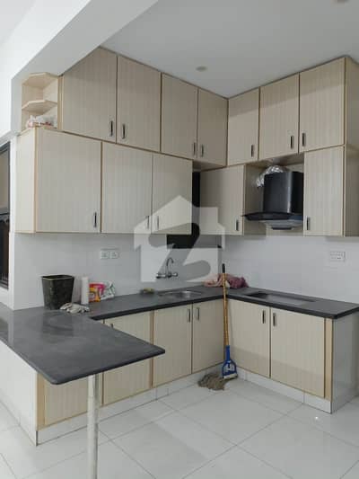 Prime Location In Gulistan-e-Jauhar - Block 3-A 1300 Square Feet Flat For sale Prime Location In Gulistan-e-Jauhar - Block 3-A 1300 Square Feet Flat For sale