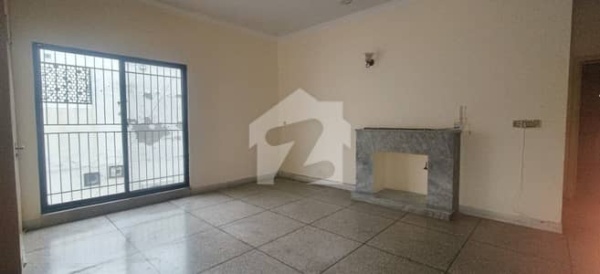 1 Kanal Upper Portion For Rent DHA Phase 4