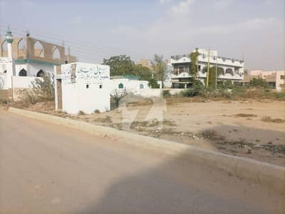 سچل سرمست سوسائٹی سکیم 33,کراچی میں 6 مرلہ کمرشل پلاٹ 82.0 لاکھ میں برائے فروخت۔