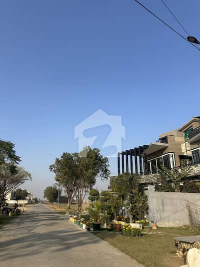1 KANAL PLOT FOR SALE IN S-BLOCK WITH BOUNDARY WALL