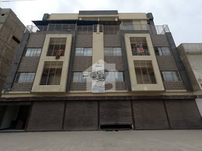 Prime Location 700 Square Feet Flat In Stunning Sector 31 - Punjabi Saudagar City Phase 2 Is Available For Sale