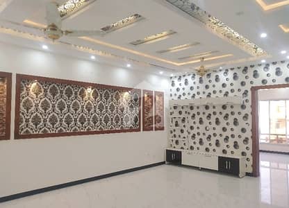 Bahria Town Phase 8 House For Rent Sized 7 Marla