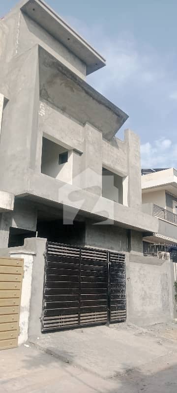 pak Arab 5 Marla Grey structure Sale