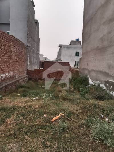 Pak Arab Plot For Sale In GVL Block