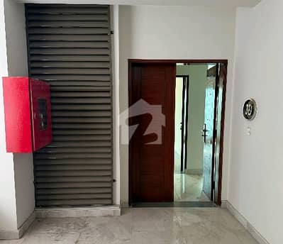 Stunning 12 Marla Flat In Askari 12 Available
