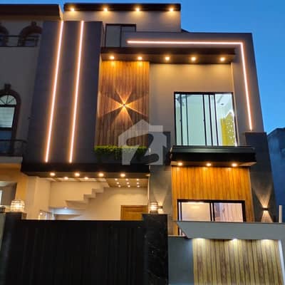 3 MARLA BEAUTIFUL HOUSE FOR SALE AT PRIME LOCATION OF NEW LAHORE CITY MOON marketing OFFER A WIDE RANGE OF REAL ESTATE OPTIONS FOR SALE OR RENT, INCLUDING APARTMENTS, HOUSES, COMMERCIAL PLOTS, AND RESIDENTIAL PLOTS. CHOOSE FROM FLEXIBLE PAYMENT OPTIONS CASH OR INSTALLMENT PLANS AT INVESTOR RATES OR CUSTOMIZED TO FIT YOUR BUDGET. PICTURES OR PRICES ARE FOR MARKETING PURPOSE ONLY. FOR MORE INFORMATION, PLEASE CONTACT US AT: 3 MARLA BEAUTIFUL HOUSE FOR SALE AT PRIME LOCATION OF NEW LAHORE CITY MOON marketing OFFER A WIDE RANGE OF REAL ESTATE OPTIONS FOR SALE OR RENT, INCLUDING APARTMENTS, HOUSES, COMMERCIAL PLOTS, AND RESIDENTIAL PLOTS. CHOOSE FROM FLEXIBLE PAYMENT OPTIONS CASH OR INSTALLMENT PLANS AT INVESTOR RATES OR CUSTOMIZED TO FIT YOUR BUDGET. PICTURES OR PRICES ARE FOR MARKETING PURPOSE ONLY. FOR MORE INFORMATION, PLEASE CONTACT US AT: