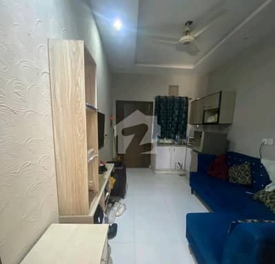 Flat In Johar Town Phase 2 - Block H3 Sized 450 Square Feet Is Available