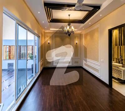 DHA PHASE 6 LAHORE  1 KANAL UPPER PORTION AVAILABLE ON RENT