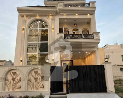 Beautiful House For Sale In Central Park Housing Society Lahore Beautiful House For Sale In Central Park Housing Society Lahore