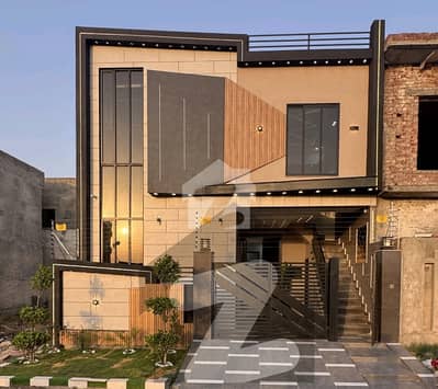5 Marla Beautiful Ultra Modern Facing Park House For Sale In Al Haram Garden Near Central Park Housing Society Lahore