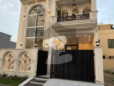 Beautiful House For Sale In Central Park Housing Society Lahore Beautiful House For Sale In Central Park Housing Society Lahore