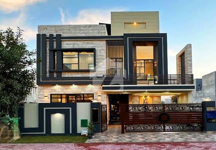 10 Marla House Full Furnished 2 Bedroom With Attached Bath Kitchen TV Lounge With Drawing Room Most Beautifully House For Rent In Bankars Avenue Facing Park Near Commercial Near The Pkli Hospital