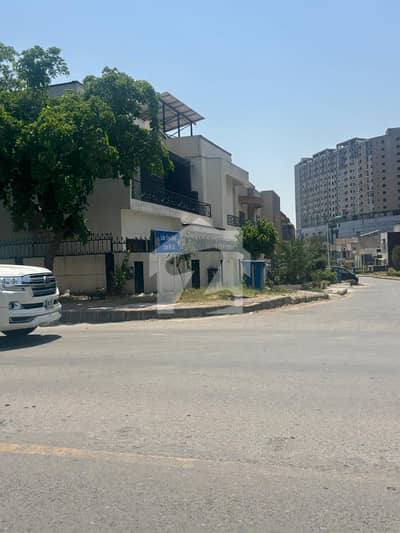 بحریہ ٹاؤن فیز 8 ۔ بلاک ایل بحریہ ٹاؤن فیز 8,بحریہ ٹاؤن راولپنڈی,راولپنڈی میں 10 مرلہ رہائشی پلاٹ 68.0 لاکھ میں برائے فروخت۔