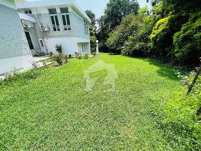 Full House Available For Rent In F-7