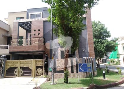 5 Marla Like New OutClass House For Rent In AA Block Sector D Bahria Town 5 Marla Like New OutClass House For Rent In AA Block Sector D Bahria Town