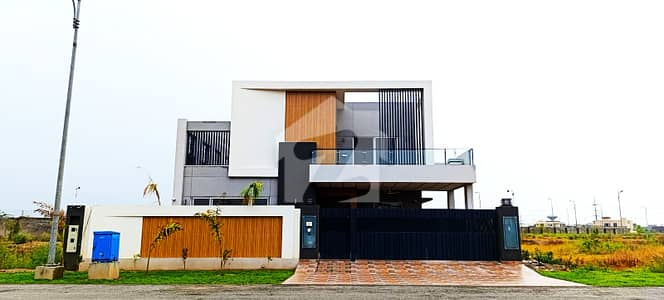 1 Kanal Modern House Available For Sale In DHA Phase 7 Block-Z