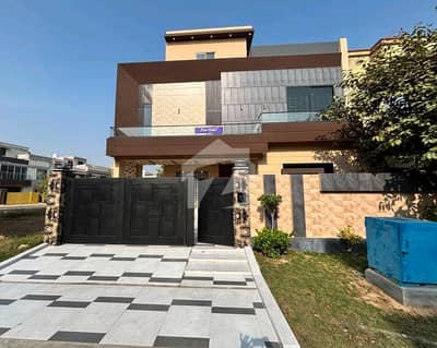 A Prime Location 10 Marla House In Citi Housing Society Is On The Market For Sale